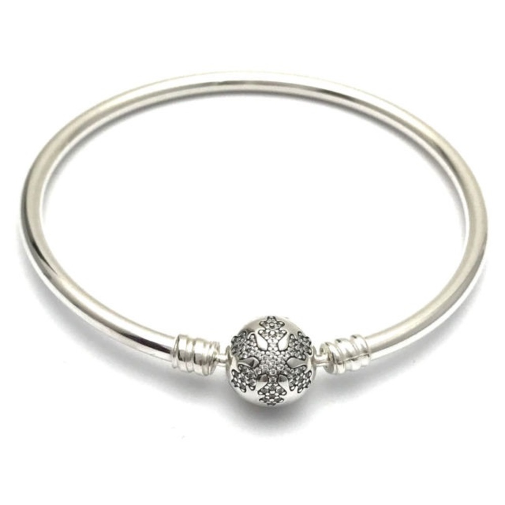 Pandora snowflake bangle